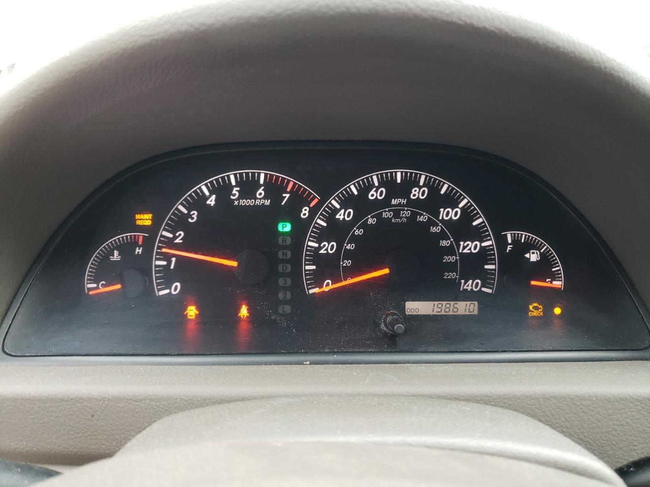 2005 Toyota Camry - Image 9