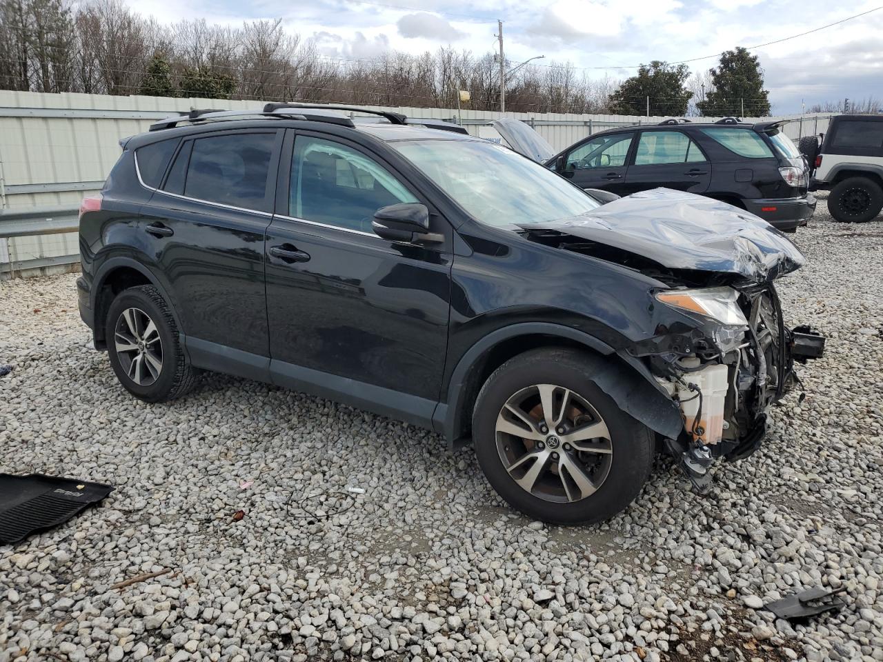 2017 Toyota RAV 4 - Image 4