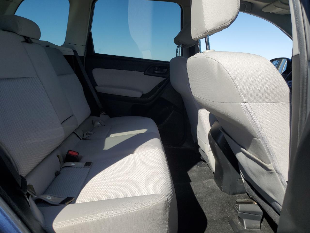 2015 Subaru Forester - Image 12