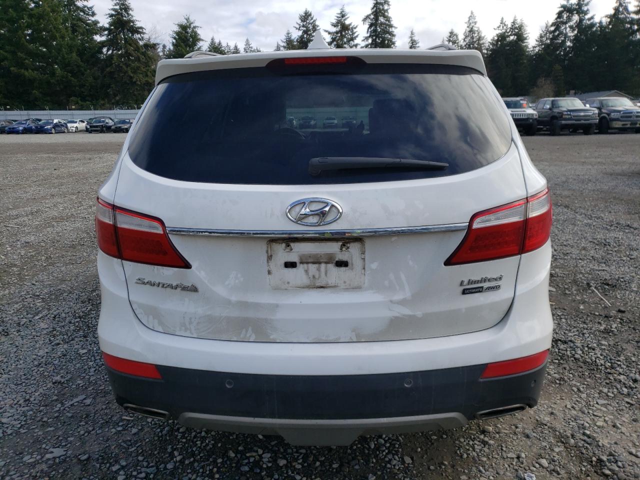 2015 Hyundai Santa Fe - Image 6