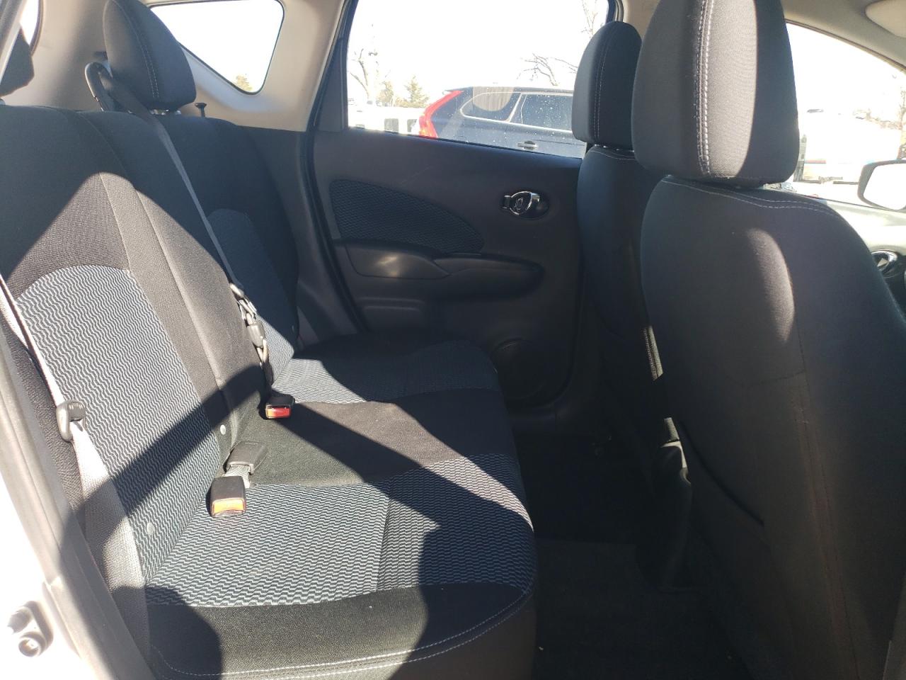 2015 Nissan Versa - Image 11