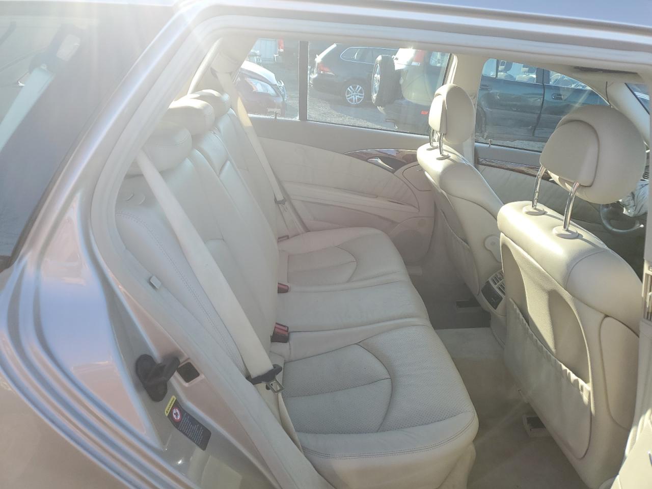 2004 Mercedes-Benz E-klasse - Image 10
