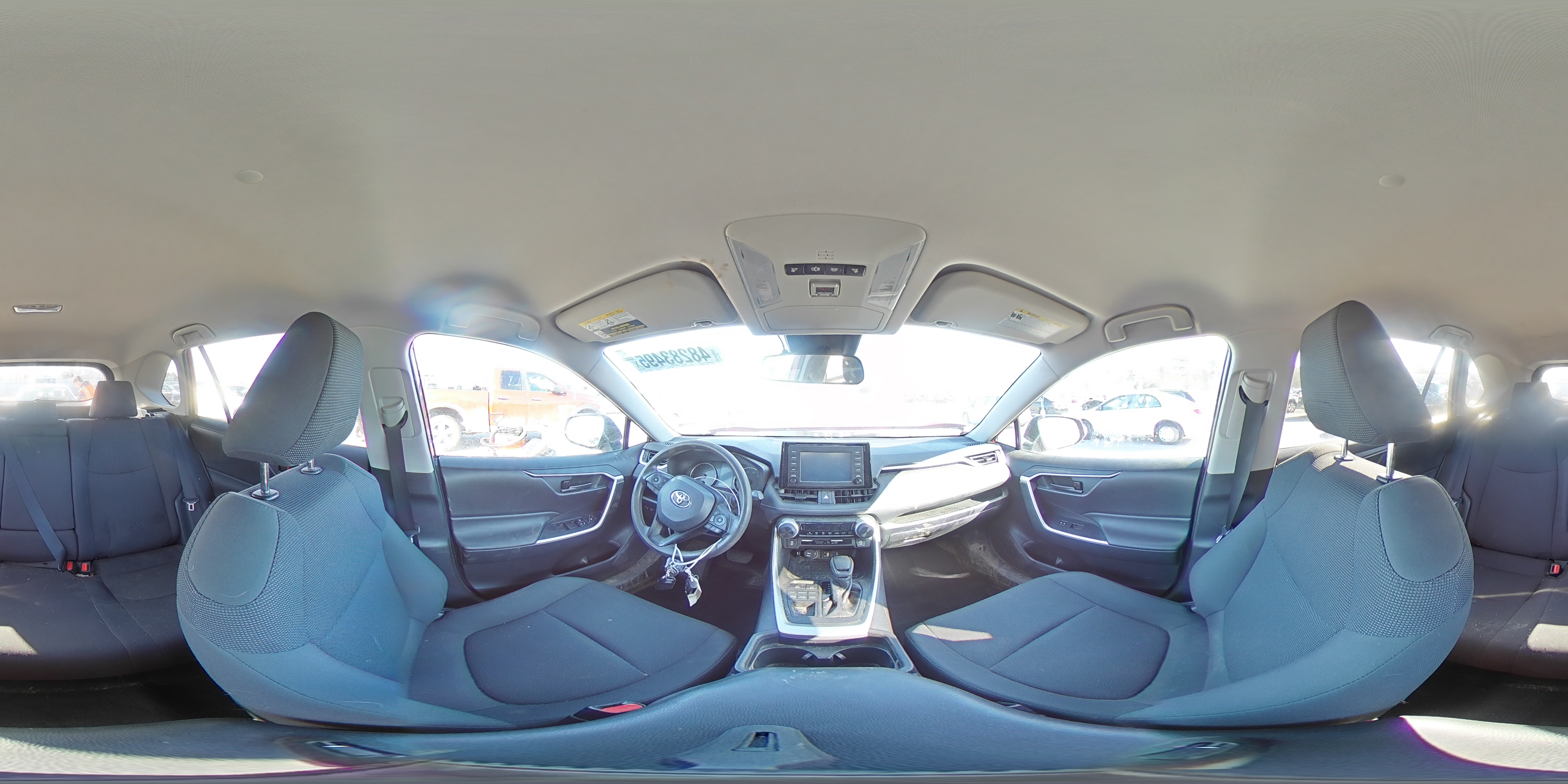 2019 Toyota RAV 4 - Image 13