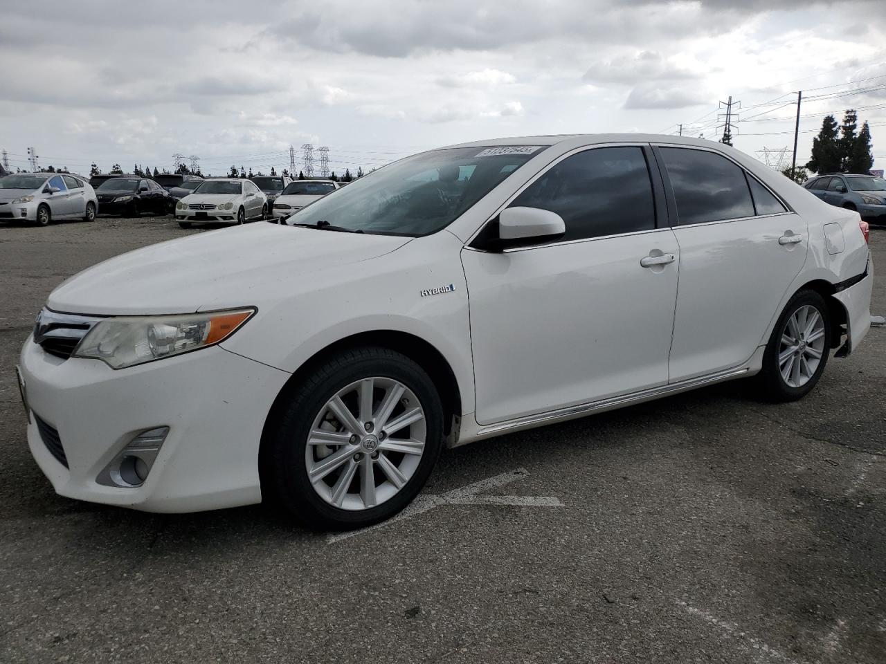2013 TOYOTA CAMRY