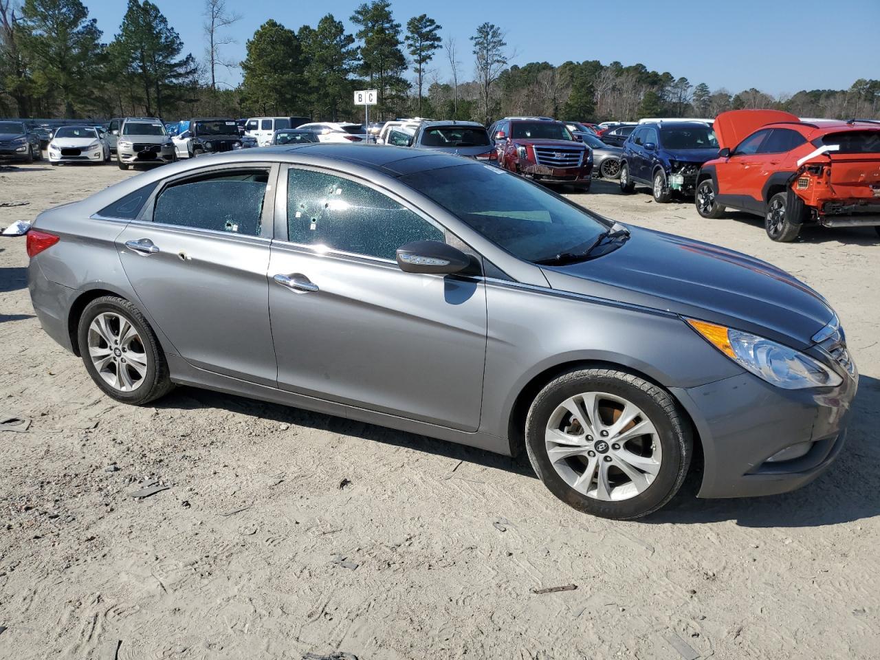 2012 Hyundai Sonata - Image 4