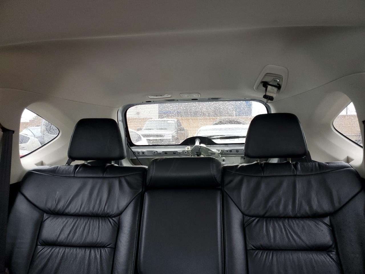 2012 Honda CR-V - Image 10