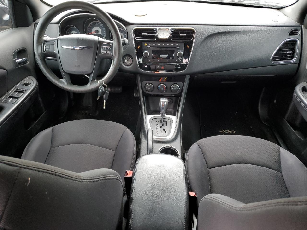 2012 Chrysler 200 - Image 8