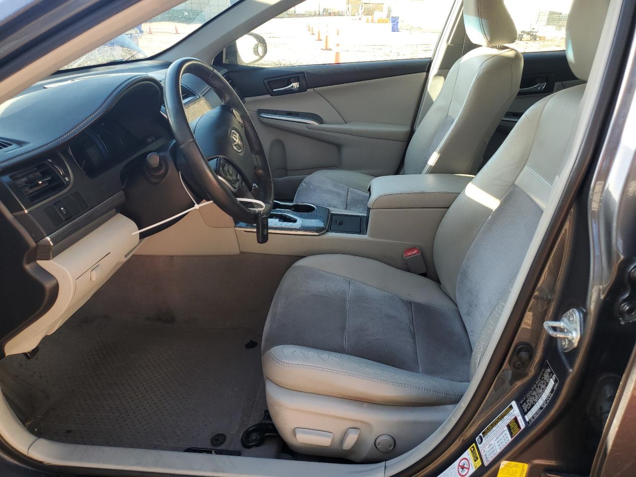 2012 Toyota Camry - Image 7