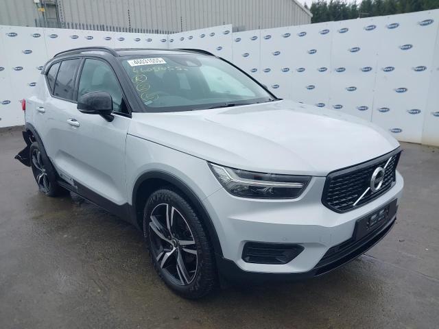 2022 VOLVO XC40 R-DES