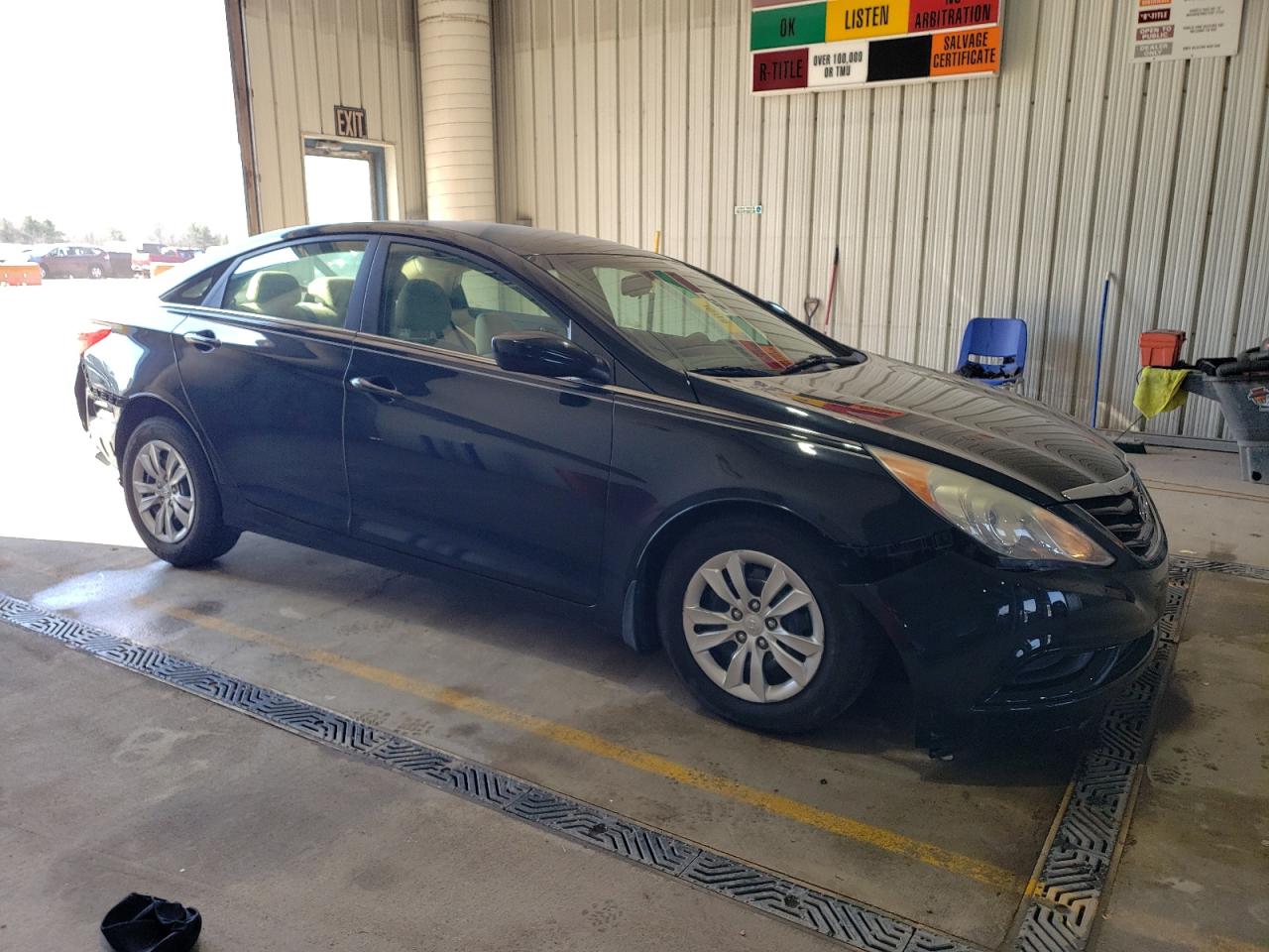2012 Hyundai Sonata - Image 4