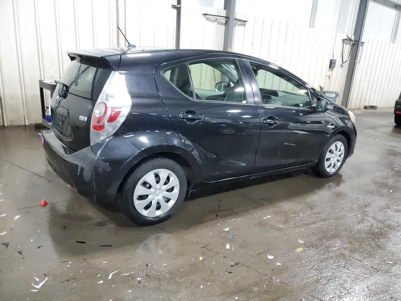 2013 Toyota Prius - Image 3