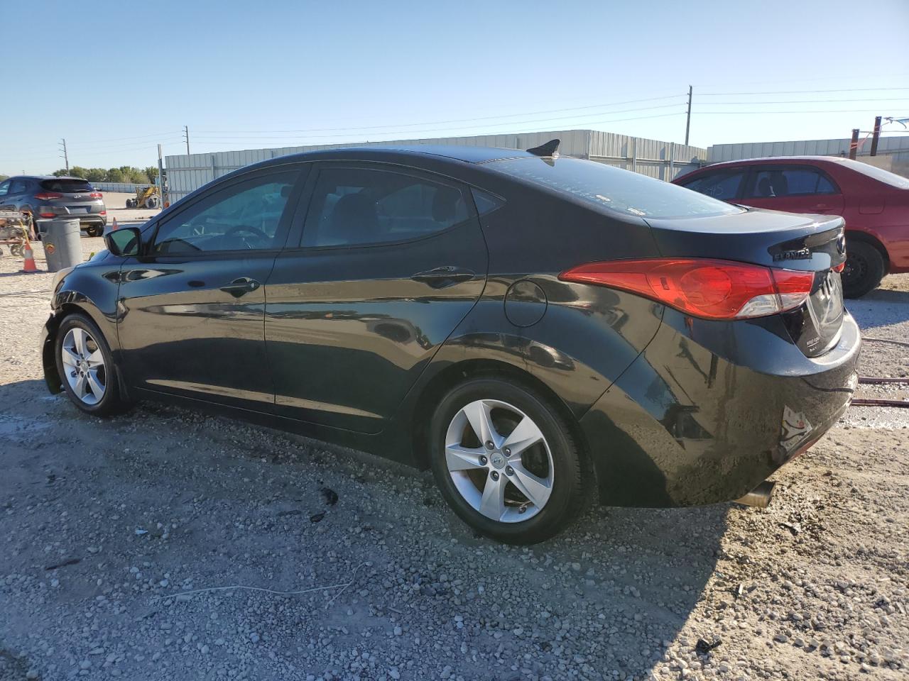 2013 Hyundai Elantra - Image 2