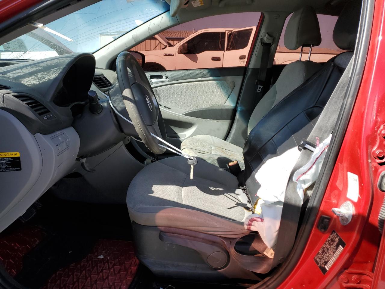 2014 Hyundai Accent - Image 7