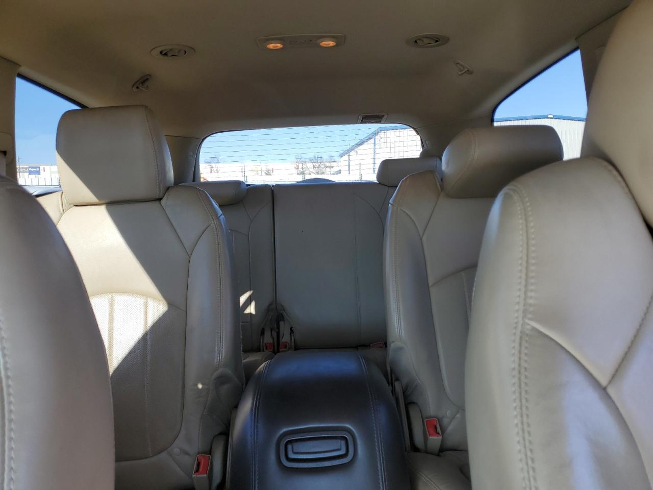 2012 Buick Enclave - Image 10