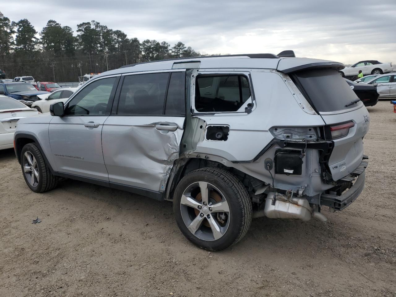 2021 Jeep Grand Cherokee - Image 2