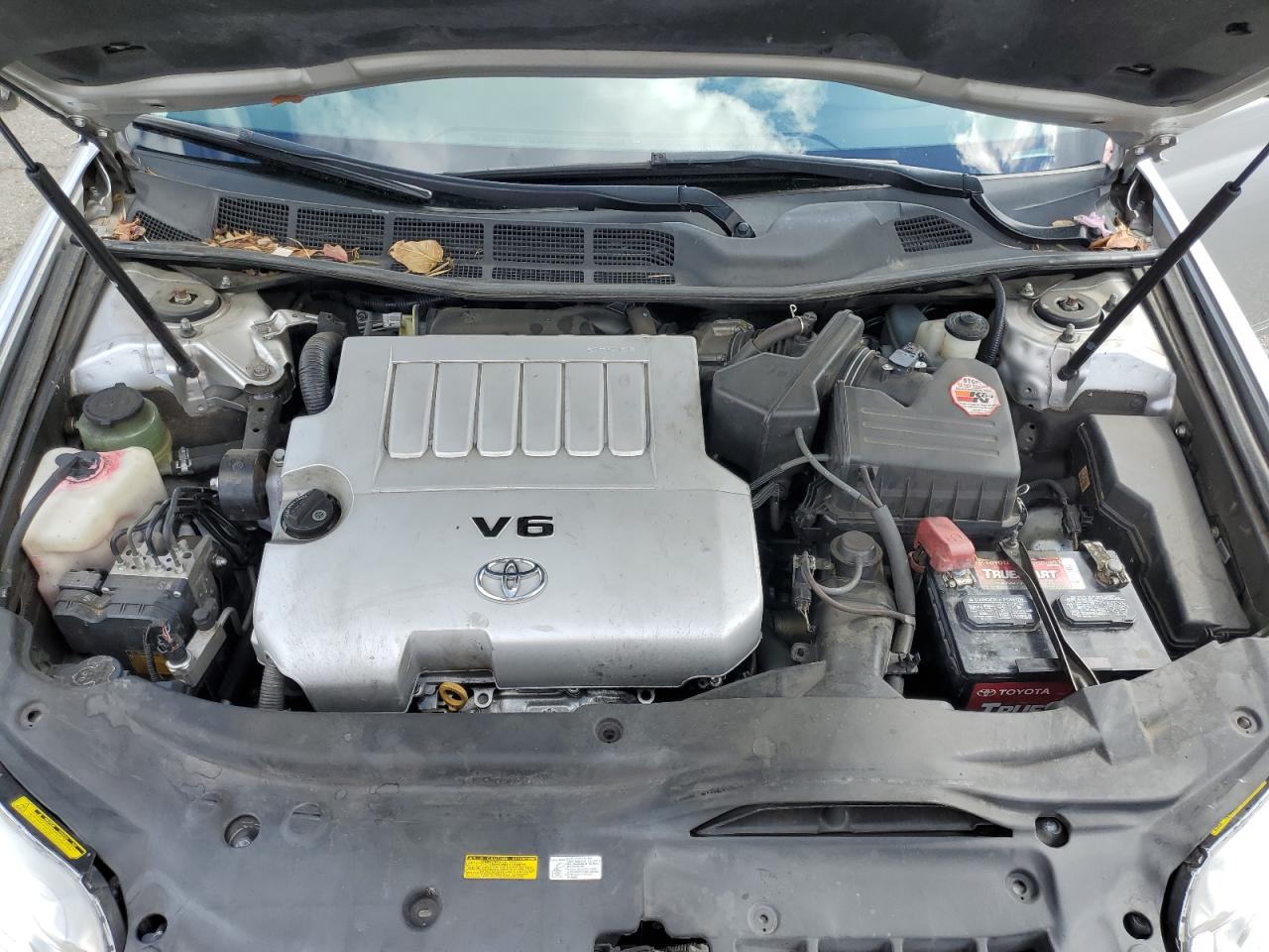 2011 Toyota Avalon - Image 12