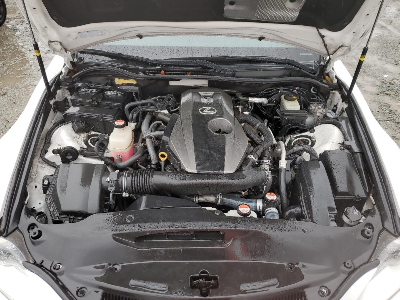 2016 Lexus IS - Image 11