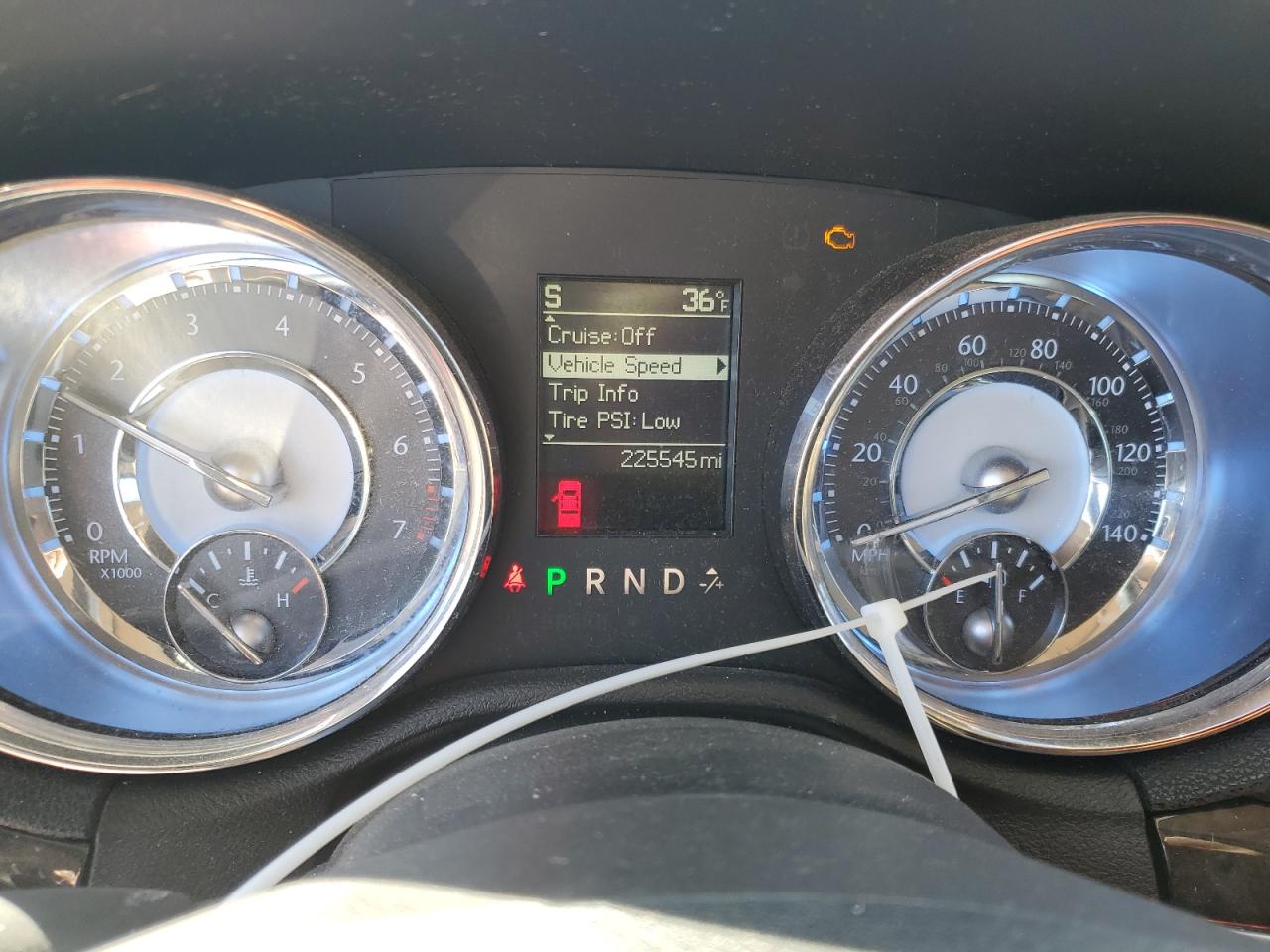 2011 Chrysler 300 - Image 9