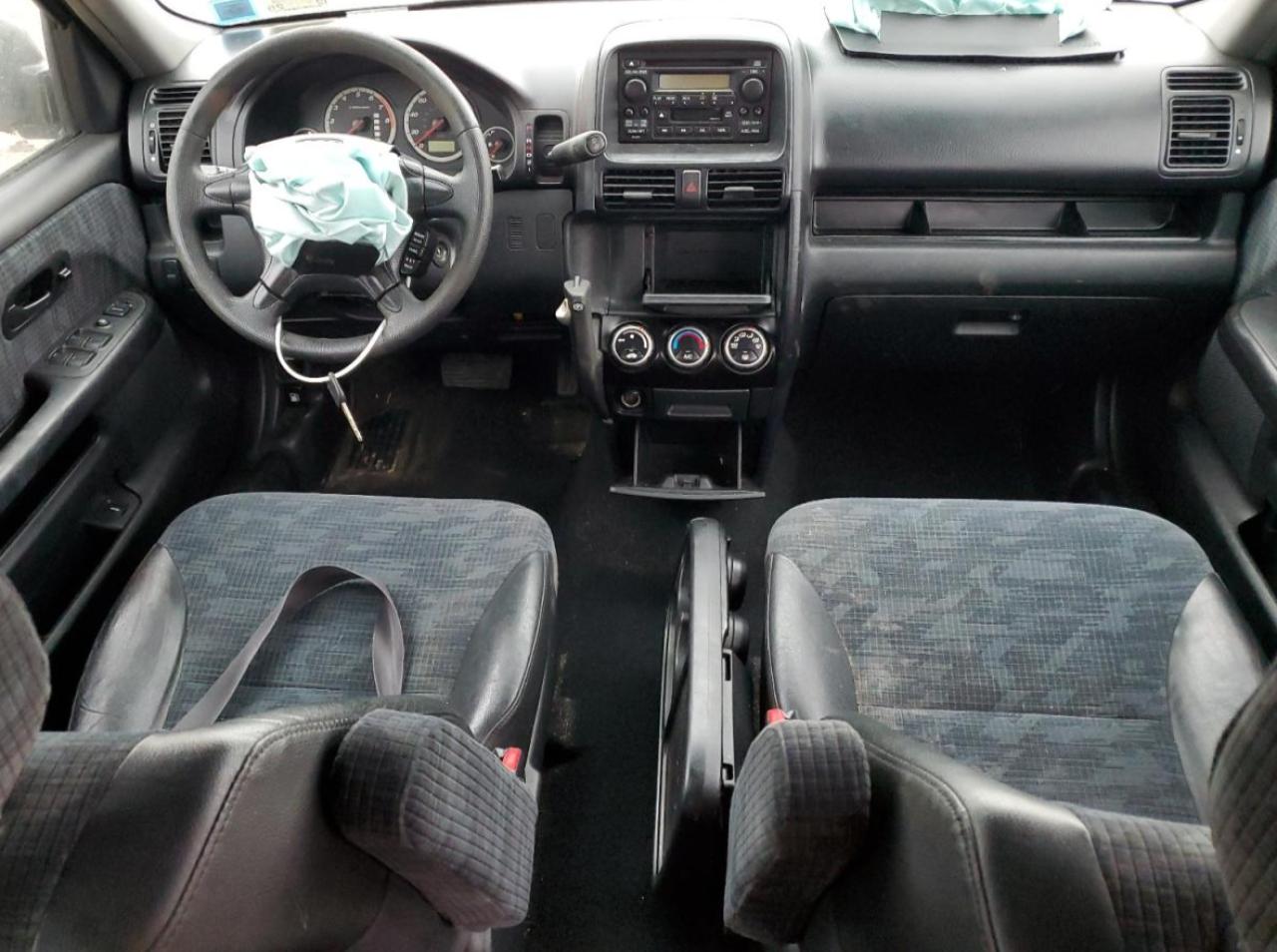 2004 Honda CR-V - Image 8