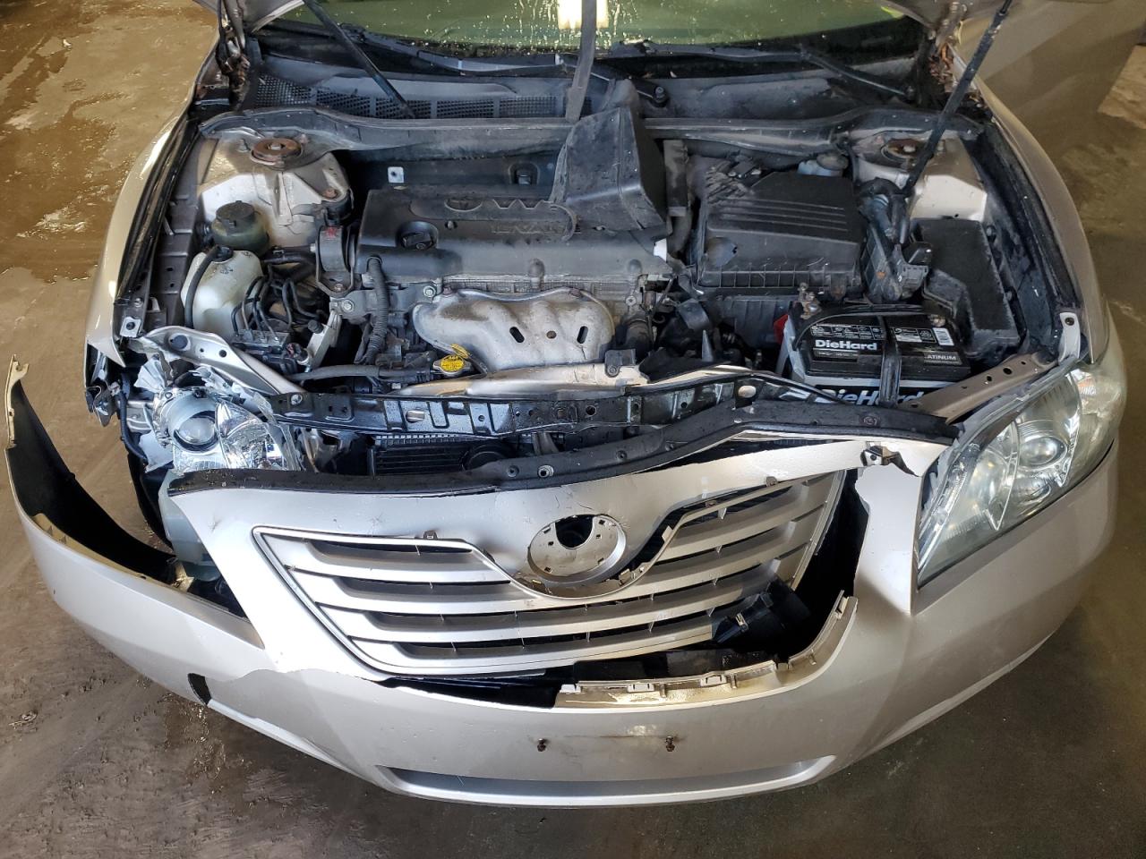 2009 Toyota Camry - Image 11