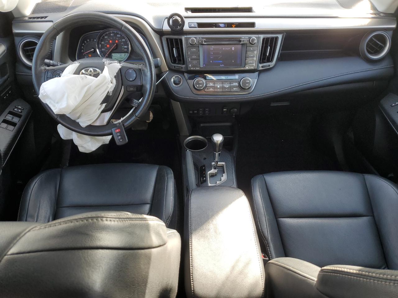 2013 Toyota RAV 4 - Image 8