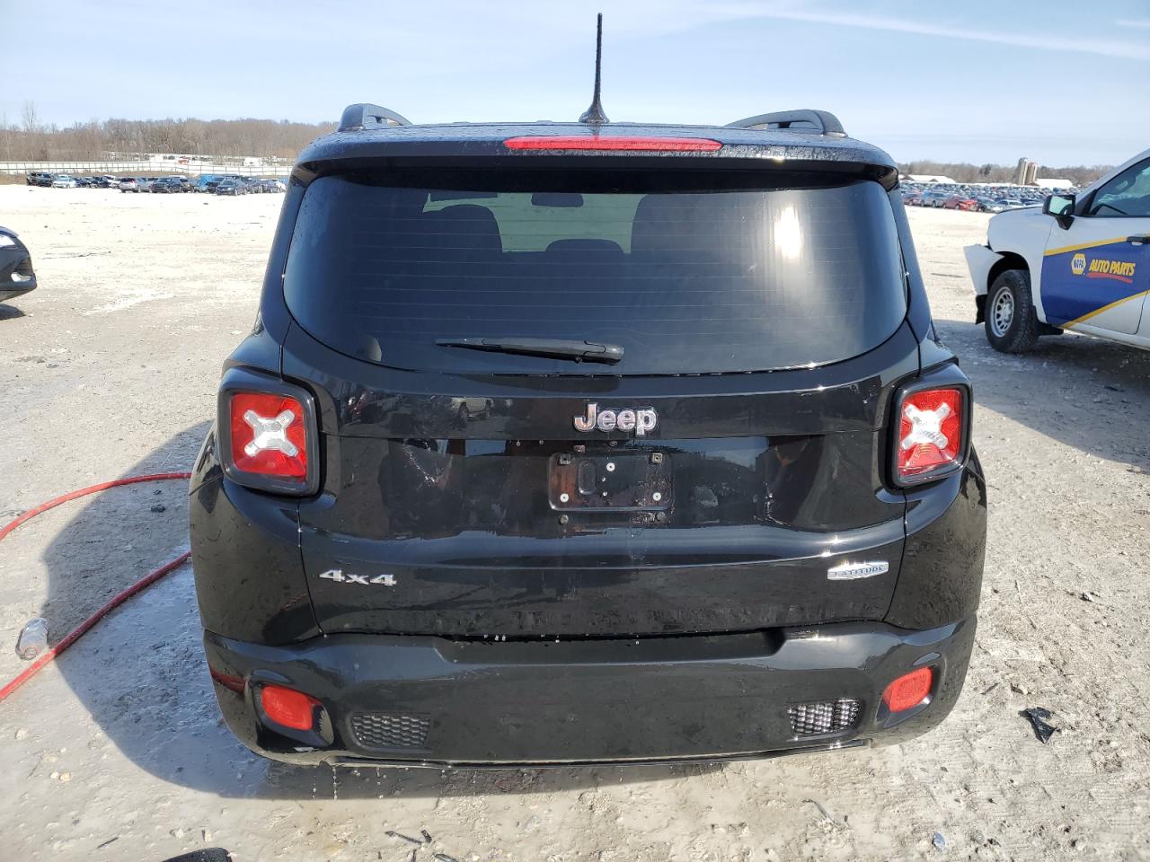 2017 Jeep Renegade - Image 6