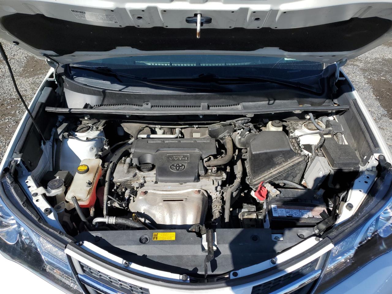 2014 Toyota RAV 4 - Image 12