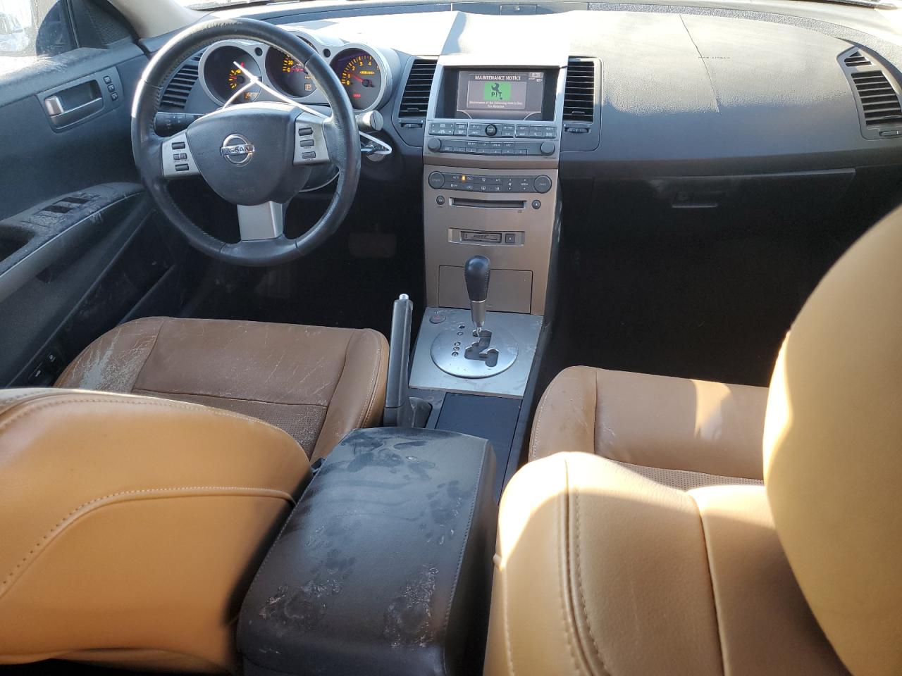 2004 Nissan Maxima - Image 8
