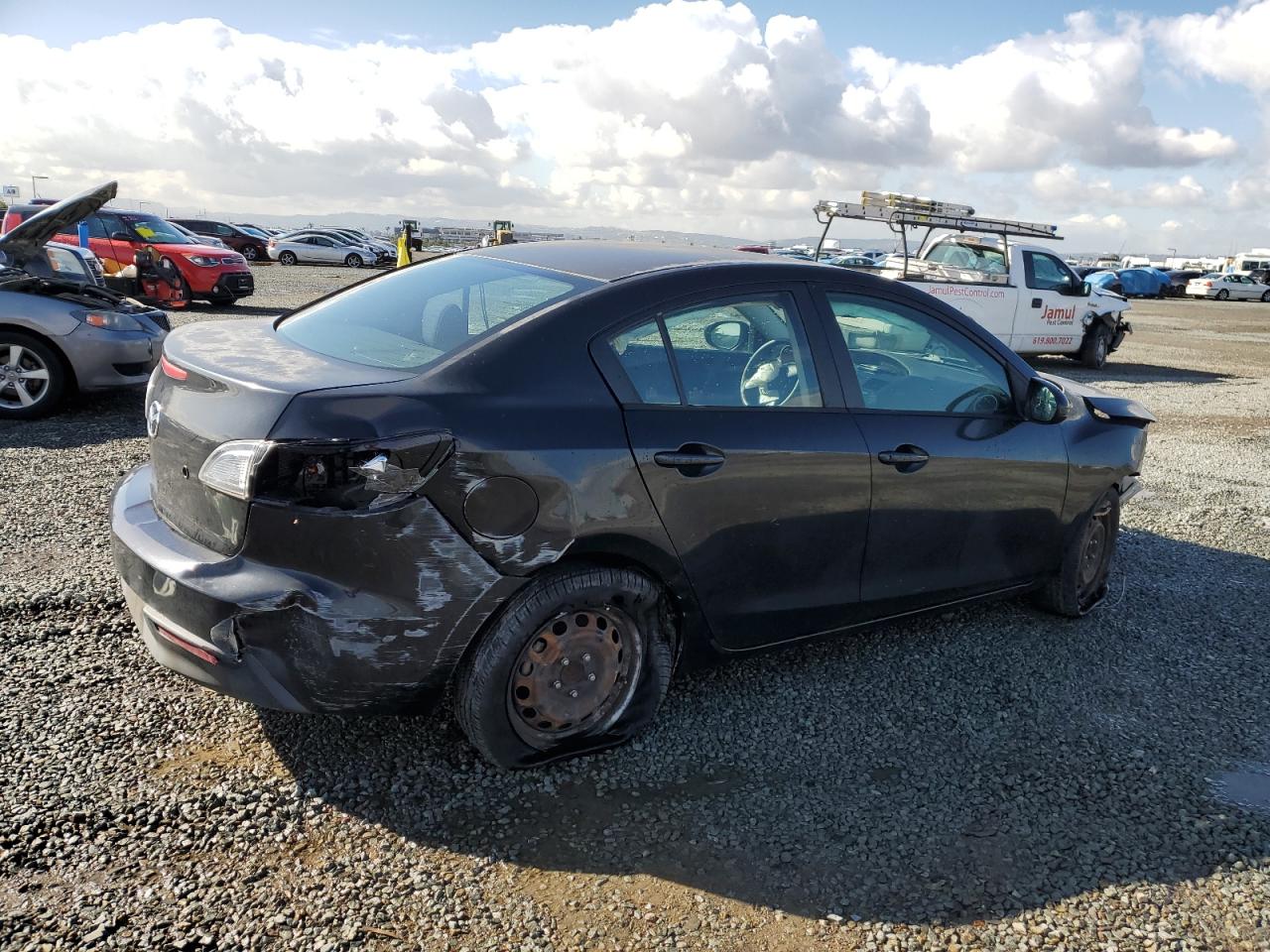 2011 Mazda 3 - Image 3