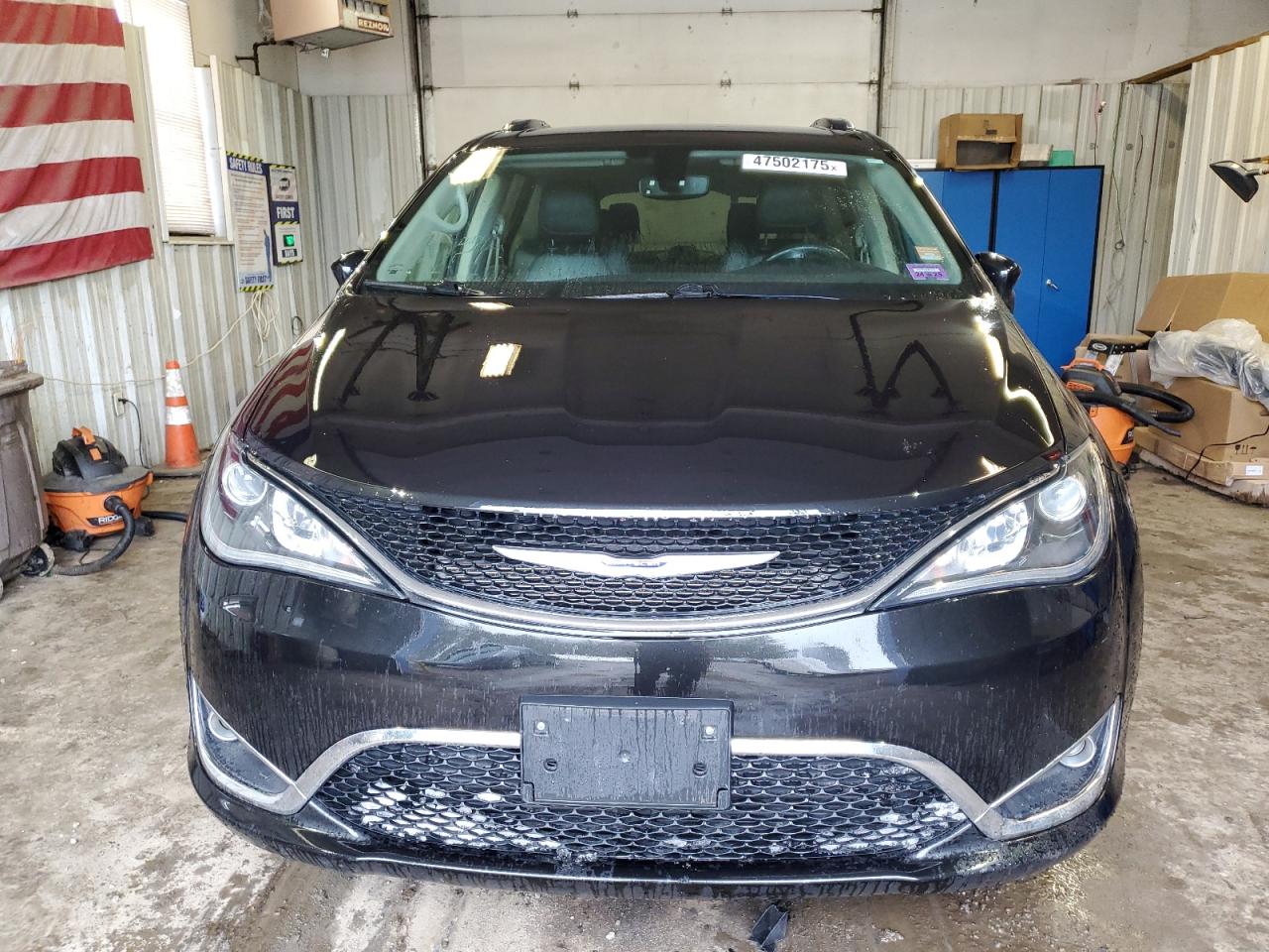 2020 Chrysler Pacifica - Image 5