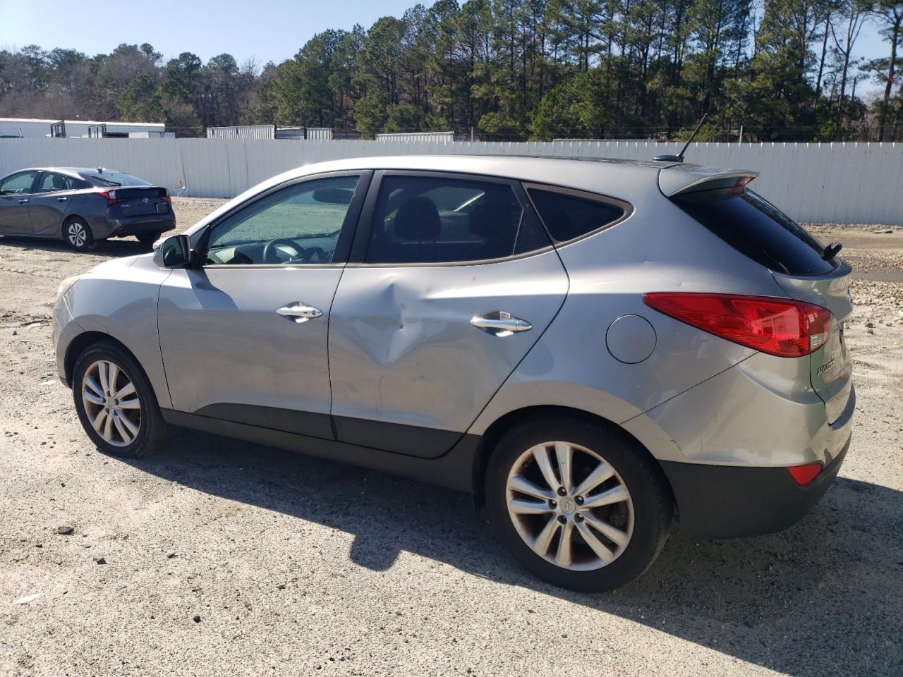 2013 Hyundai Tucson - Image 2