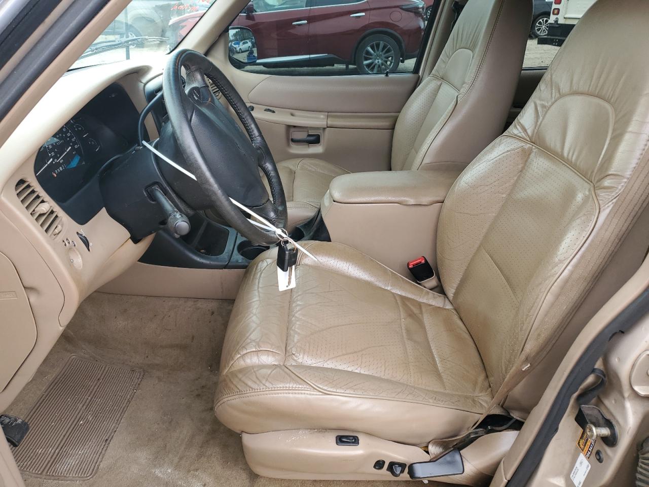 1998 Ford Explorer - Image 7