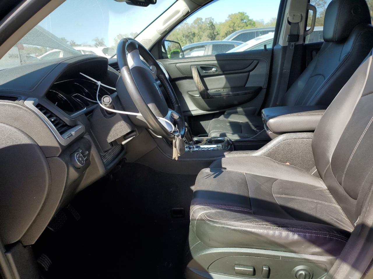 2017 GMC Acadia - Image 7