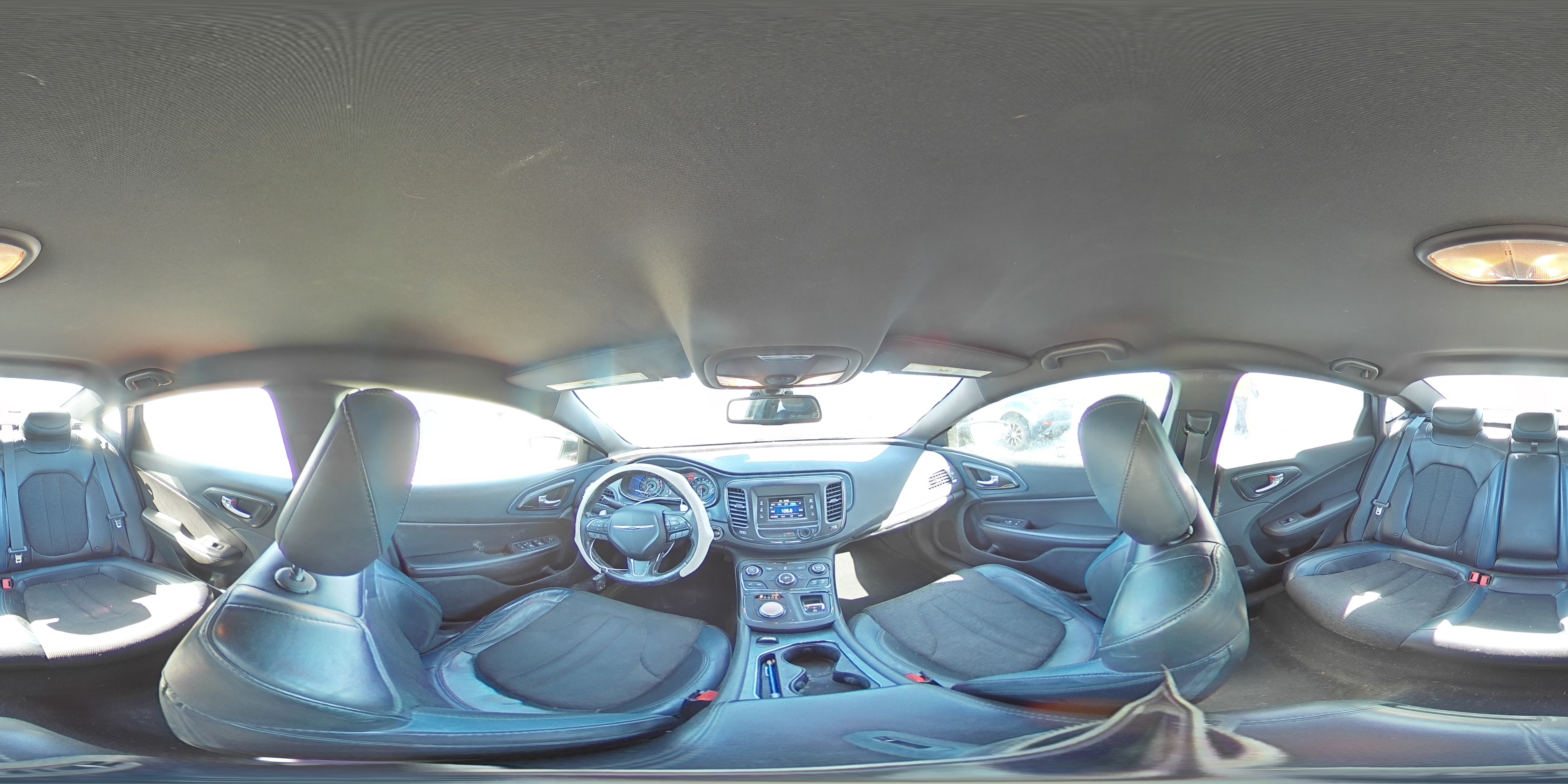 2015 Chrysler 200 - Image 14