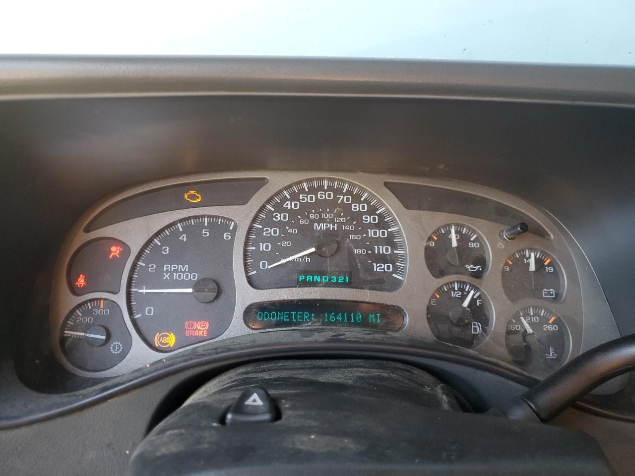 2004 Chevrolet Silverado - Image 9