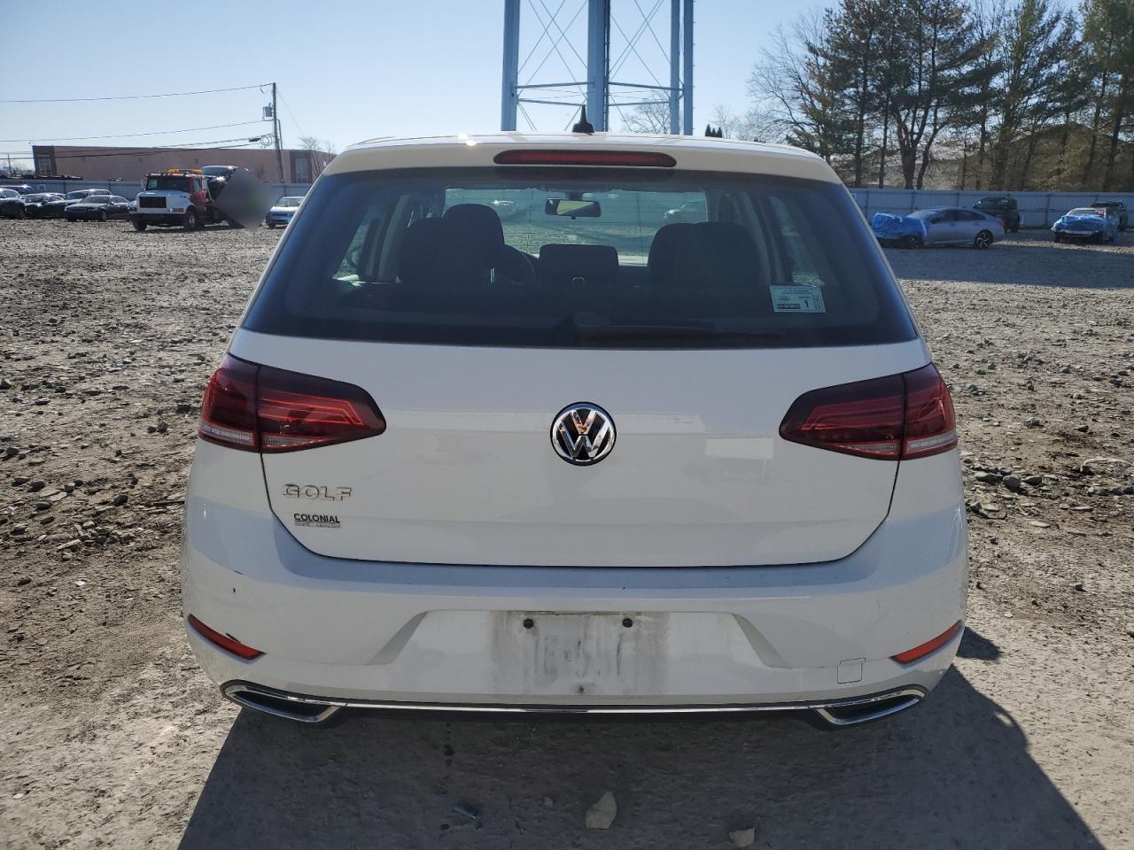 2019 Volkswagen Golf - Image 6