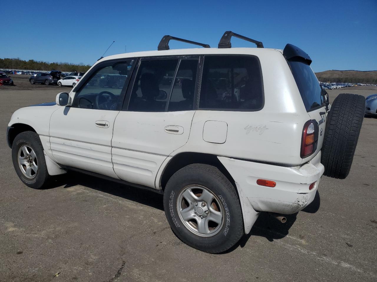 1999 Toyota RAV 4 - Image 2