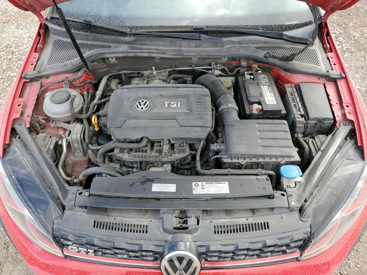 2018 Volkswagen GTI - Image 11