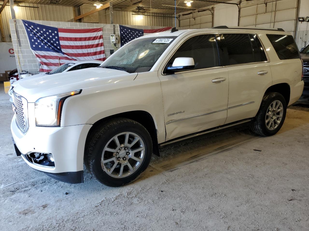 2015 GMC Yukon - Image 1