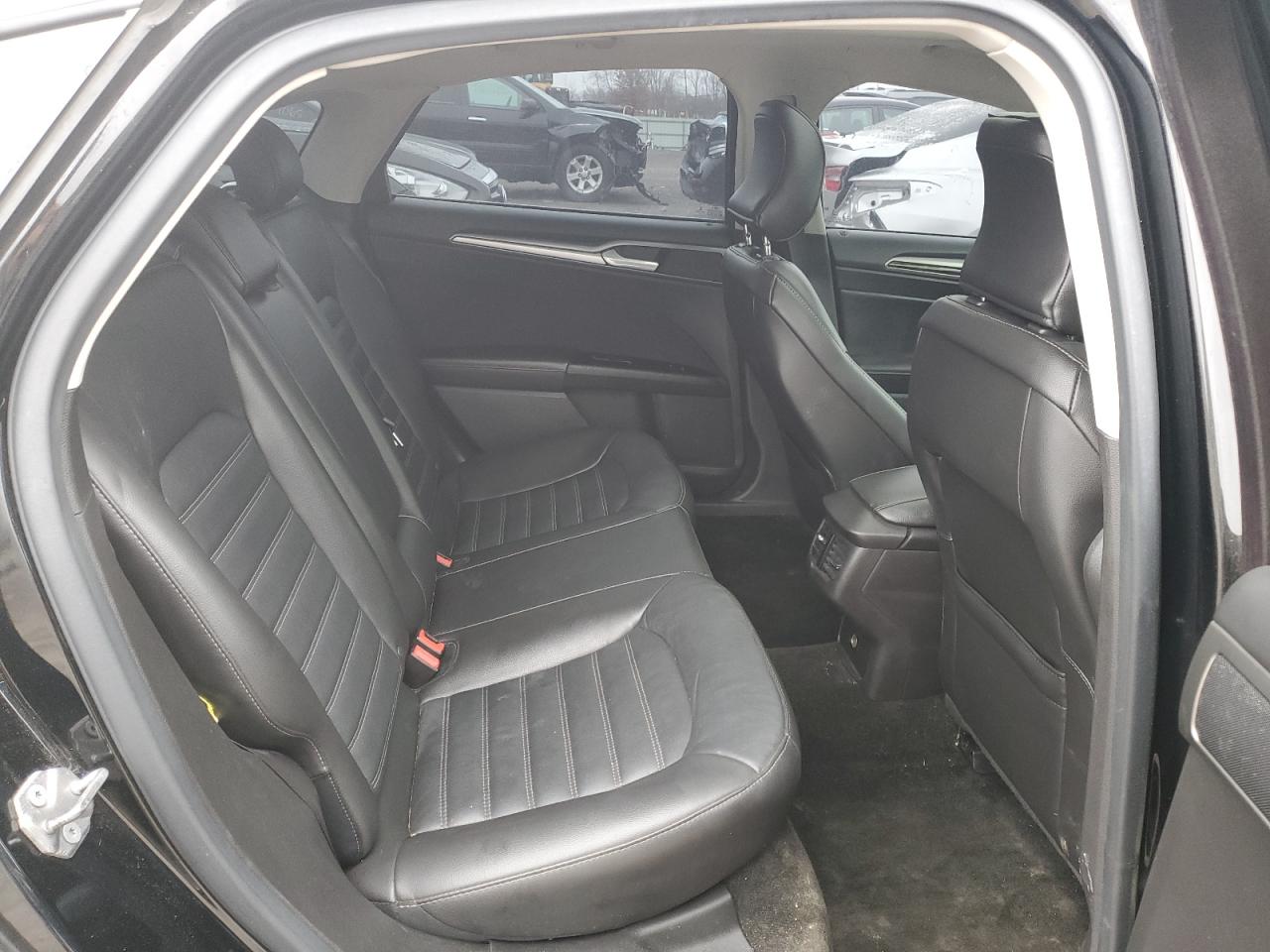 2016 Ford Fusion - Image 10