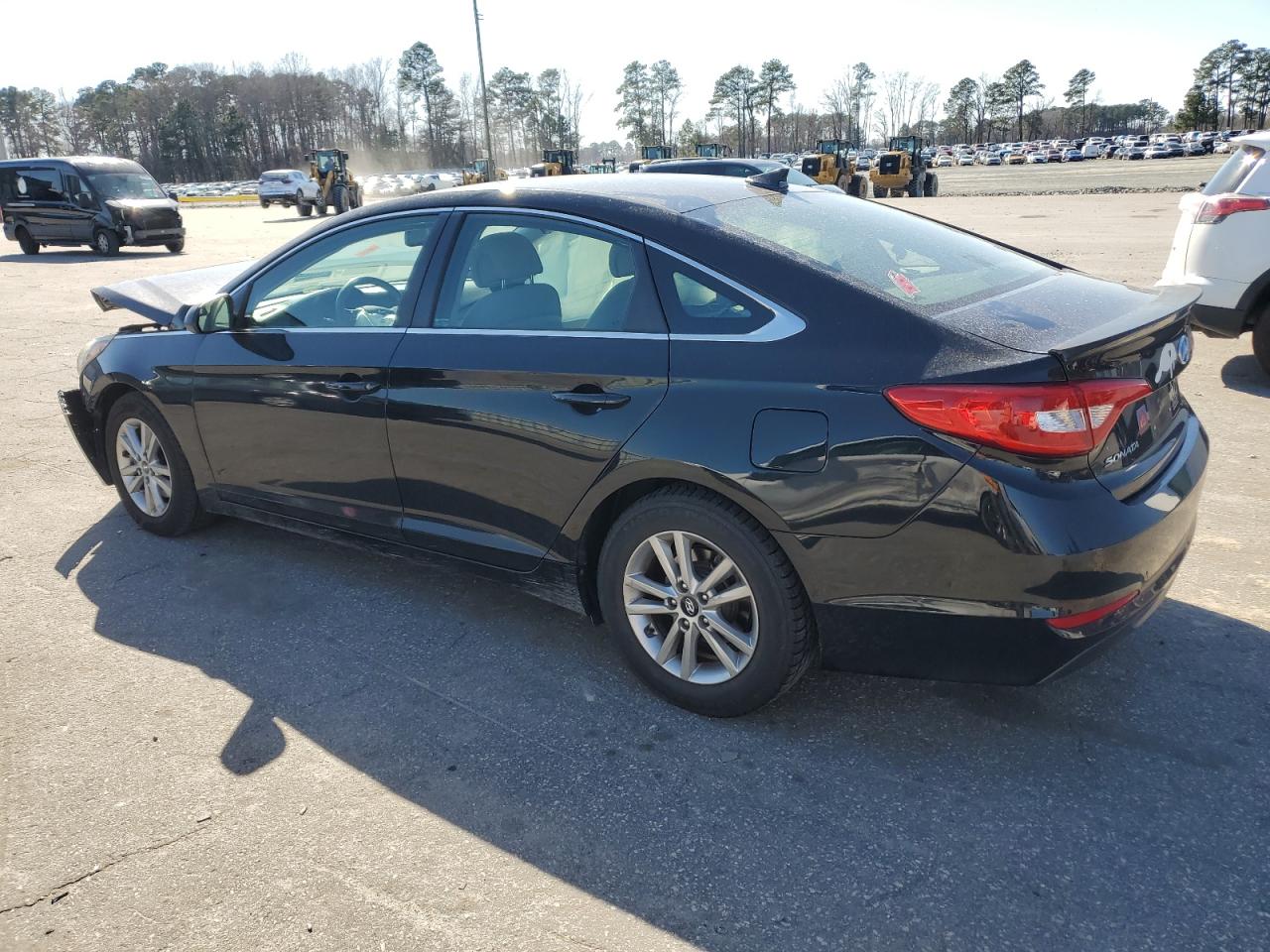 2015 Hyundai Sonata - Image 2