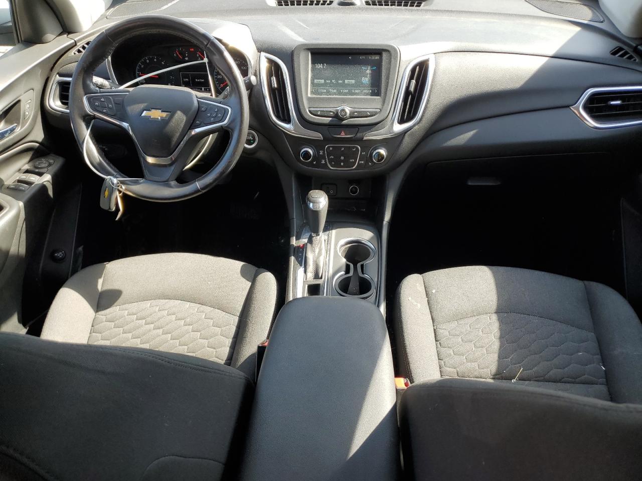 2018 Chevrolet Equinox - Image 8