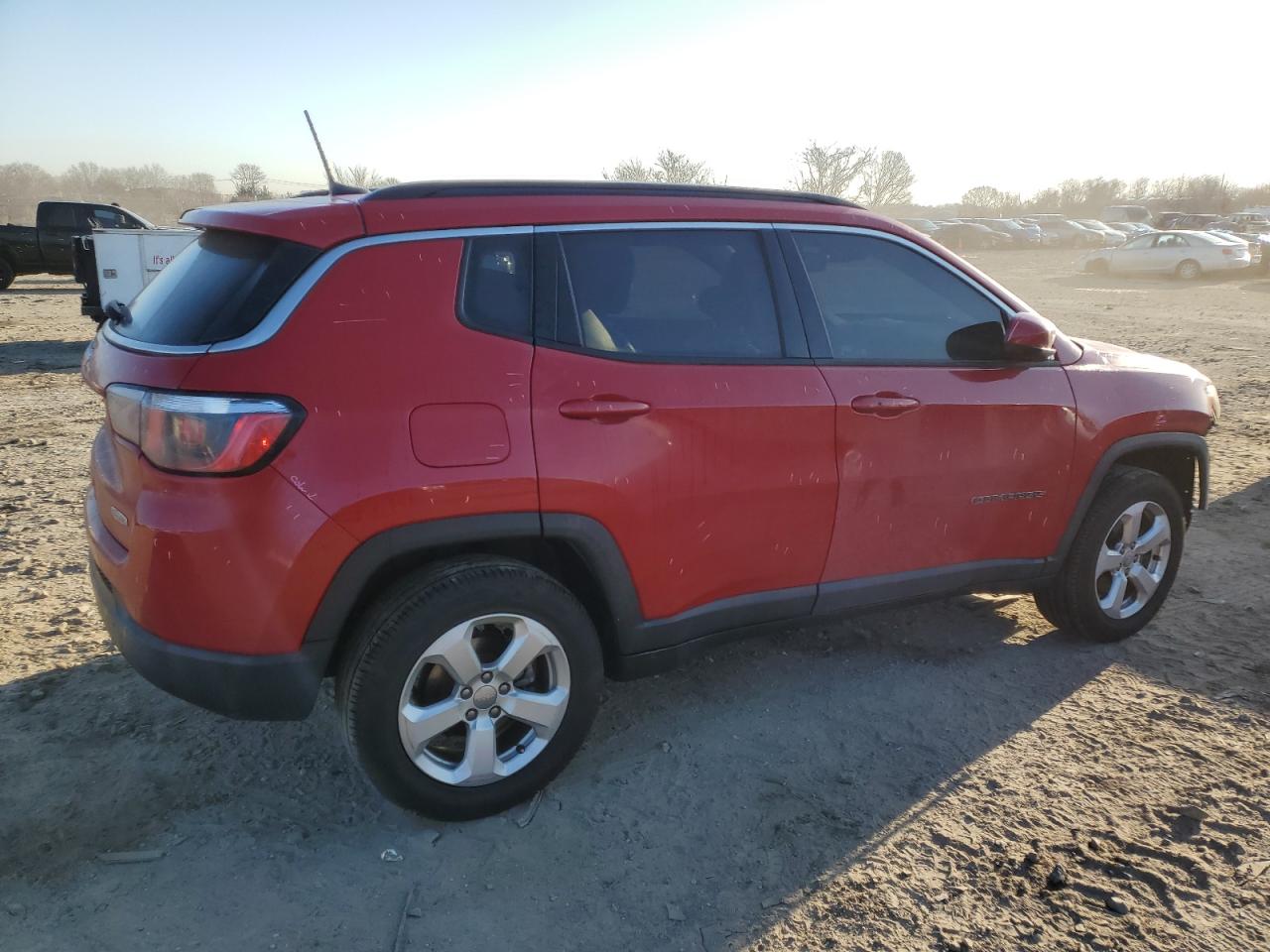 2018 Jeep Compass - Image 3