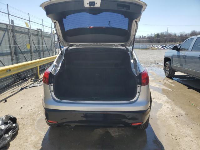  NISSAN ROGUE 2018 Silver