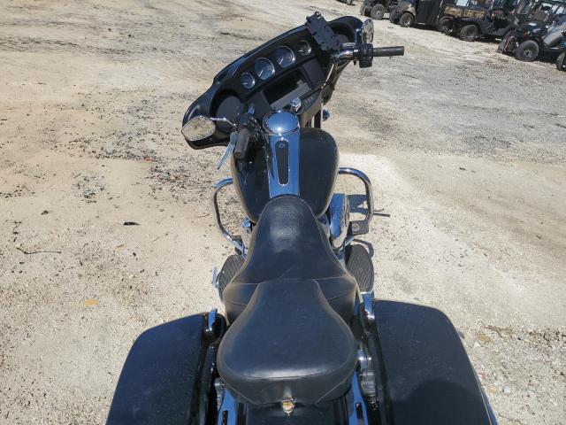  HARLEY-DAVIDSON FL 2020 Черный