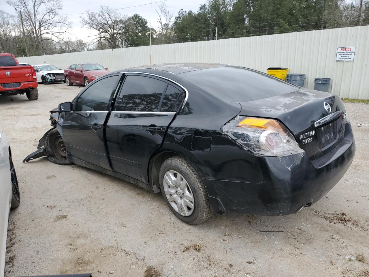 2009 Nissan Altima - Image 2