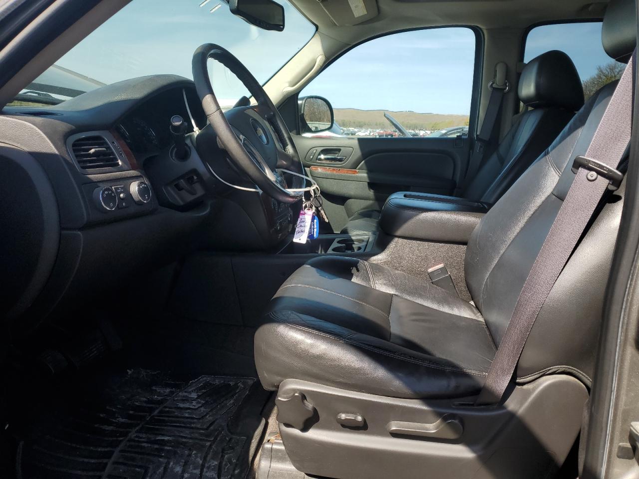2012 Chevrolet Tahoe - Image 7