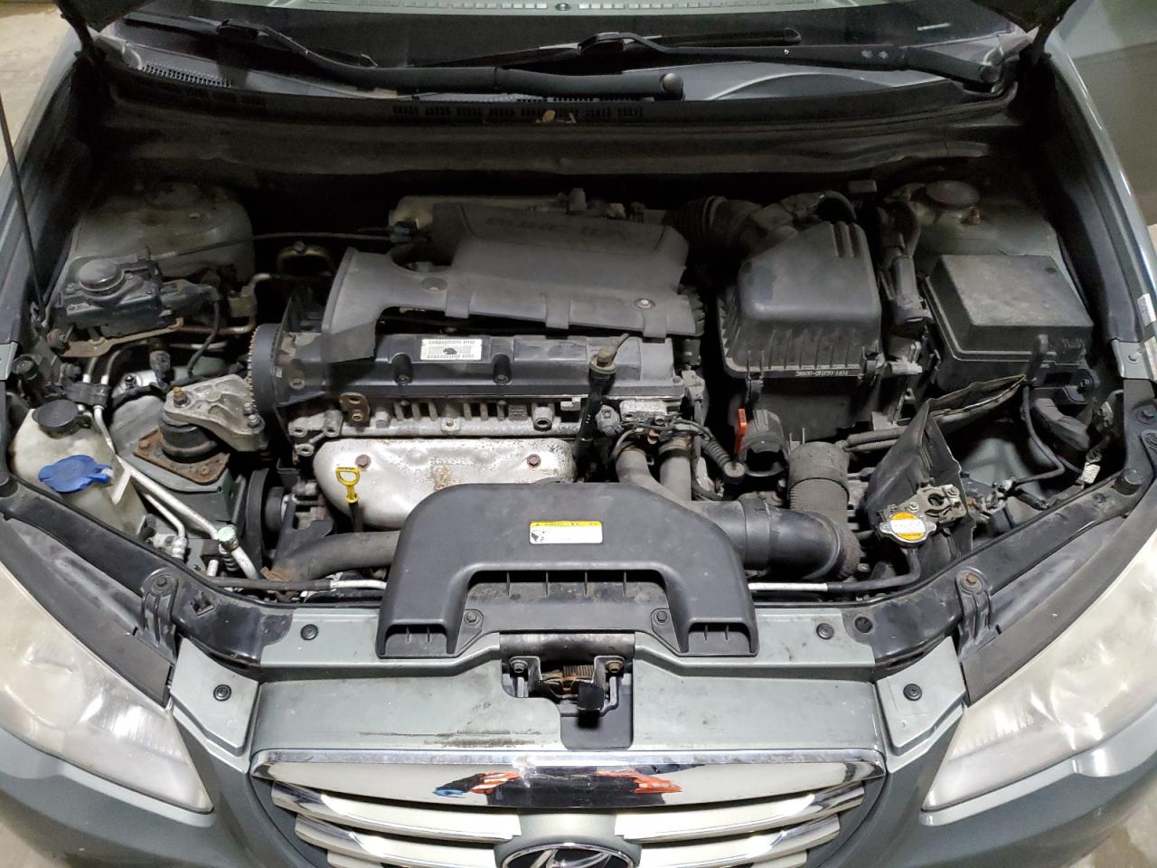2010 Hyundai Elantra - Image 11
