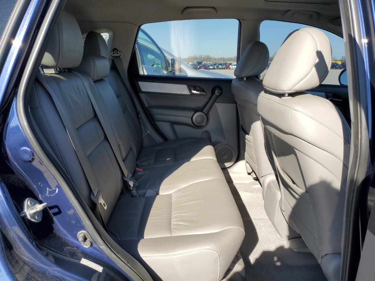 2011 Honda CR-V - Image 11
