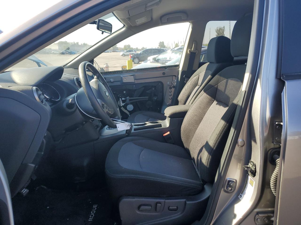 2011 Nissan Rogue - Image 7